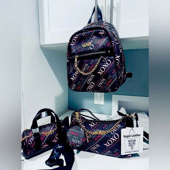 XOXO mini backpack NWT and mini barrel bag Set NWT & Shoulder Bag - Picture 1 of 6